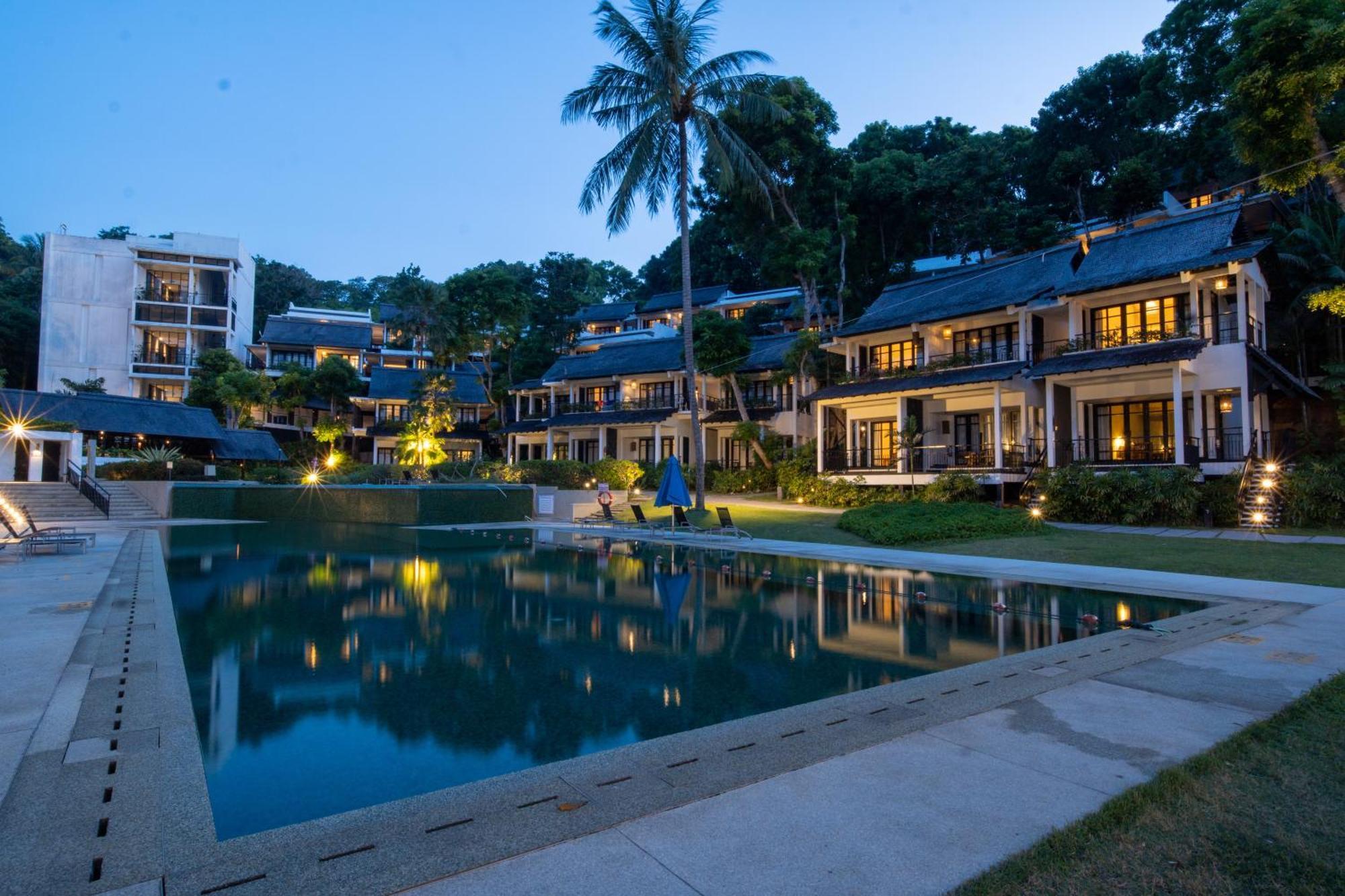 Turi Beach Resort Nongsa Extérieur photo