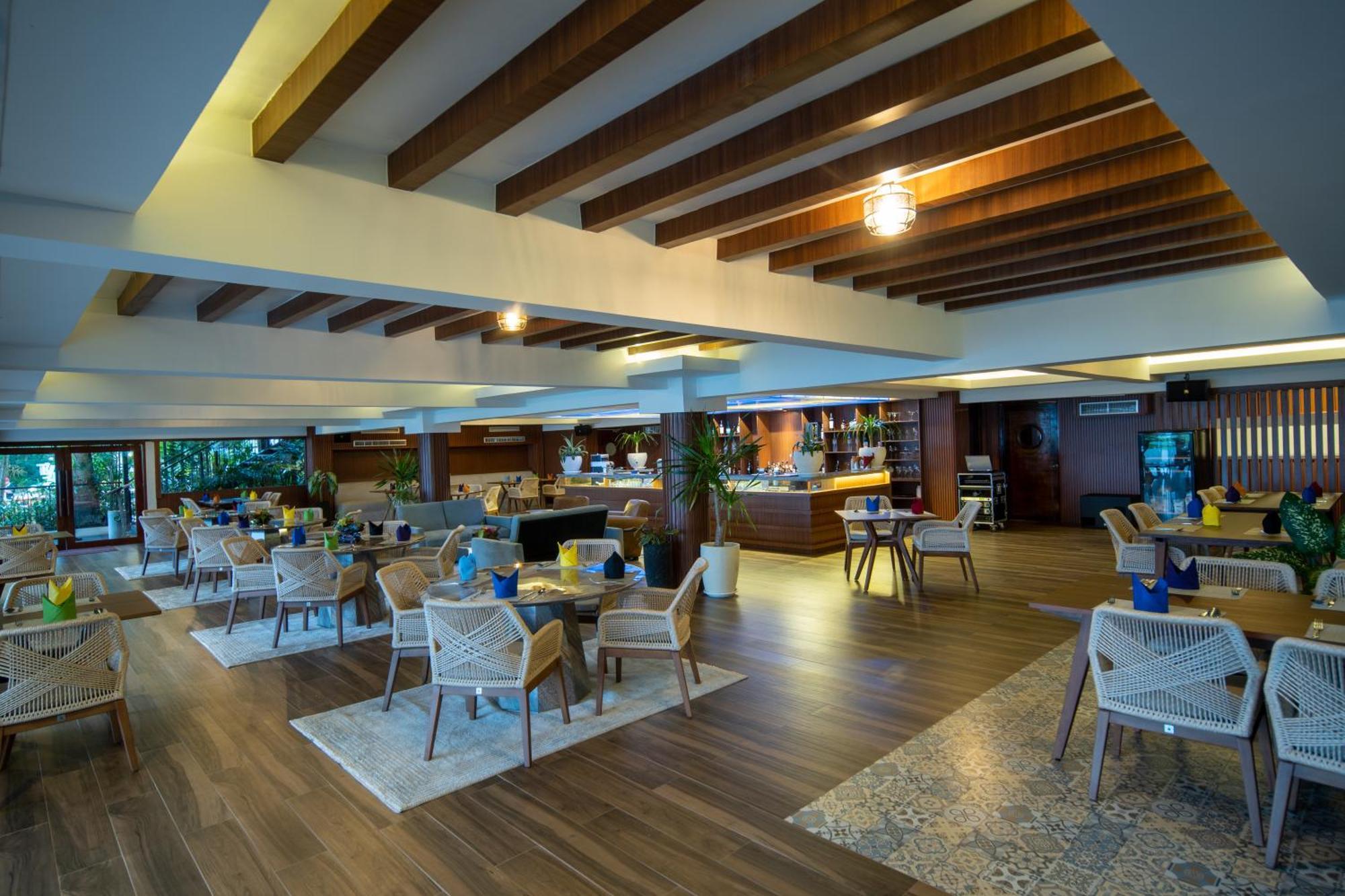 Turi Beach Resort Nongsa Extérieur photo