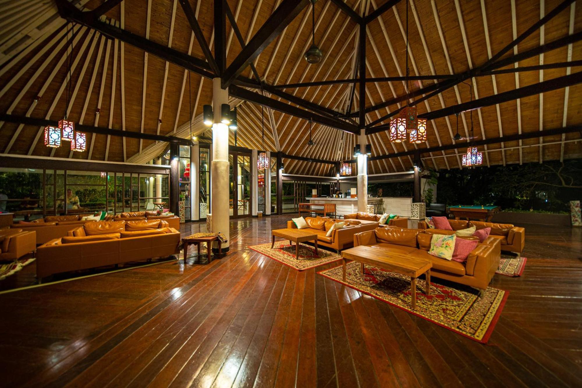 Turi Beach Resort Nongsa Extérieur photo
