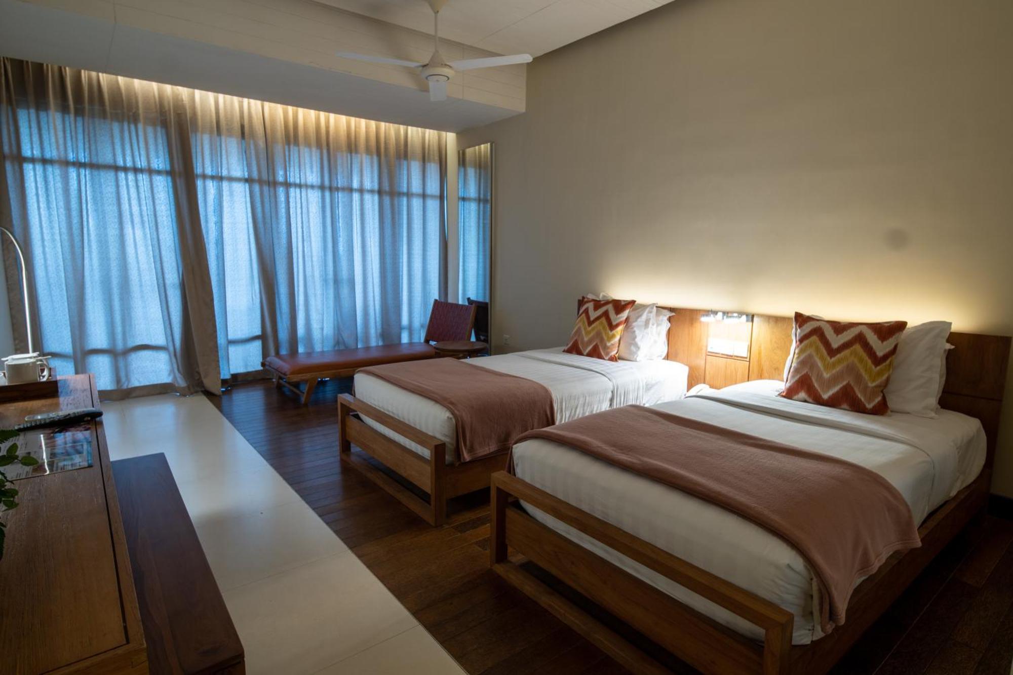 Turi Beach Resort Nongsa Extérieur photo