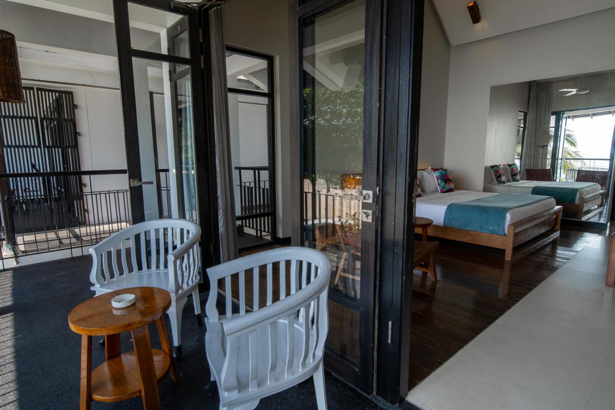 Turi Beach Resort Nongsa Extérieur photo